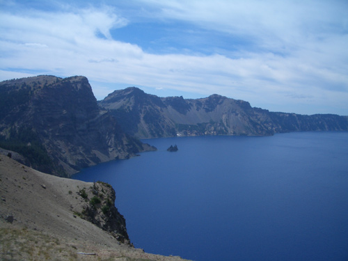 Crater Lake, über 600 Meter tief Foto
