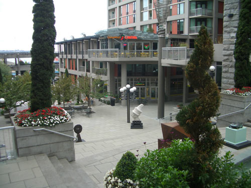 Treppen zum Wasser Foto