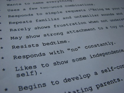 'normal' development checklist 18-24m, von Jen Rabulan-Bertram (CC-BY)